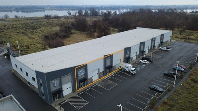 MLS# 289659 This retail/flex property features frontage along - photo 1