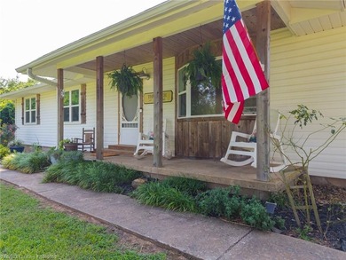 Backyard dreams really do exist! Nestled on a beautiful 2.3 - photo 2