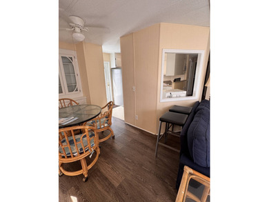 ALL OFFERS WILL BE LOOKED AT! This 2 bed/2 bath, double-wide - photo 4