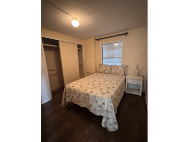 ALL OFFERS WILL BE LOOKED AT! This 2 bed/2 bath, double-wide - photo 9