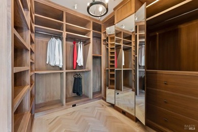Italianate grandeur and modern design are one at this - photo 26