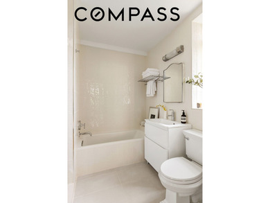 A gracious corner two-bedroom residence at The Century - photo 7