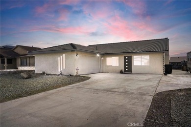 5 beds ** 2076 sq ft ** Fully Renovated **OWNED SOLAR *** that - photo 30