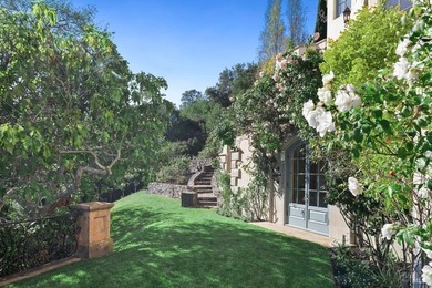 Italianate grandeur and modern design are one at this - photo 40