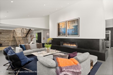 Thoughtfully redesigned by acclaimed architects Rowland & - photo 3