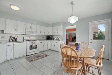 252 Cardinal Dr - photo 6