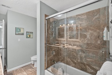 Charming 1BR/1BA condo with hallway bunks - sleeps 6! This makes - photo 7