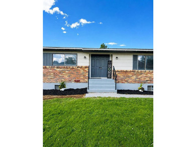 Welcome to your Next Home ! Elegant Modern Living On A Corner - photo 2