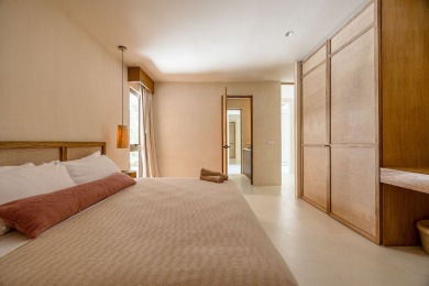 Aflora's 3-bedroom Garden Home at the Magic Apartment Towers in - photo 15