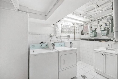 Prime Investment Opportunity in Bay Ridge Solid Brick Property - photo 19