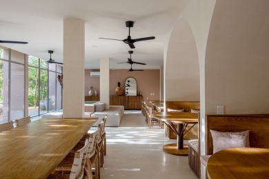 Aflora's 3-bedroom Garden Home at the Magic Apartment Towers in - photo 20