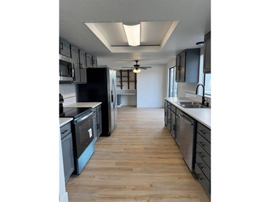 Welcome to your Next Home ! Elegant Modern Living On A Corner - photo 10