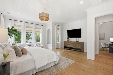 Welcome to an exceptional, newly built residence in the heart of - photo 23