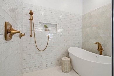 Welcome to an exceptional, newly built residence in the heart of - photo 27