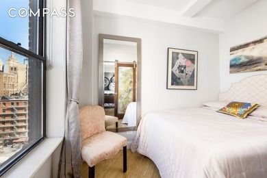 The perfect full-time home or pied-a-terre! This bright alcove - photo 4
