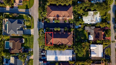 RARELY available end unit townhome with lots of privacy, a - photo 53