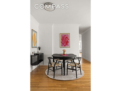 Luxurious 4 Bedroom with City Views Rarely available, this - photo 3