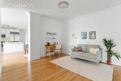 Luxurious 4 Bedroom with City Views Rarely available, this - photo 6