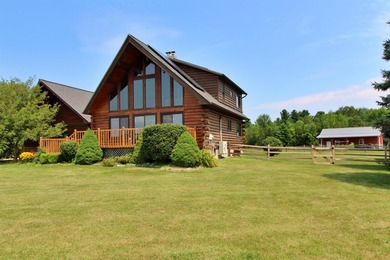 Discover a one-of-a-kind Champlain Islands retreat where privacy - photo 5