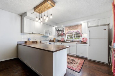 Discover this charming 2-bedroom, 2.5-bathroom condominium - photo 17