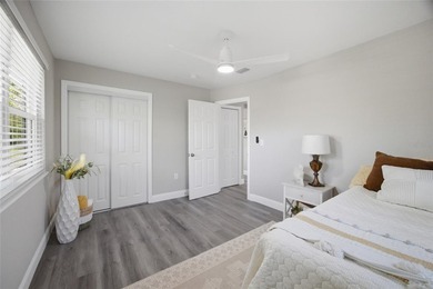 FULLY REMODELED | MOVE-IN READY | NO HOA | FLOOD ZONE X This - photo 22
