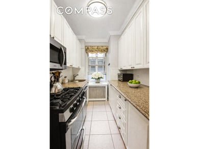 Welcome to Apartment 4D, a graciously sized, double-corner - photo 6