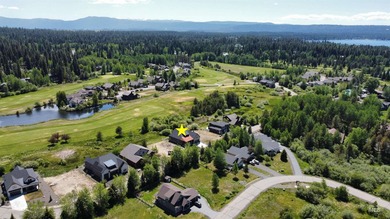 Absolutely breathtaking golf course home situated on a premier 0 - photo 2