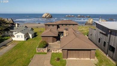 Experience the Ultimate Coastal Retreat at FACE ROCK Vacation - photo 1