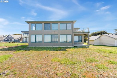 Experience the Ultimate Coastal Retreat at FACE ROCK Vacation - photo 2