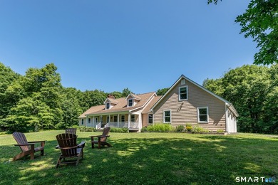 Privately nestled in a picturesque setting bordering the Steep - photo 1