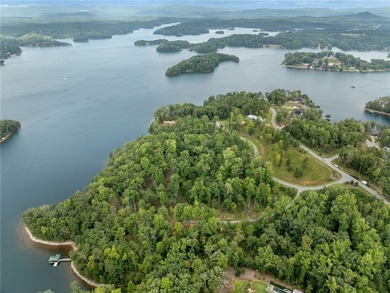 This exceptional and extraordinarily private homesite offering - photo 26