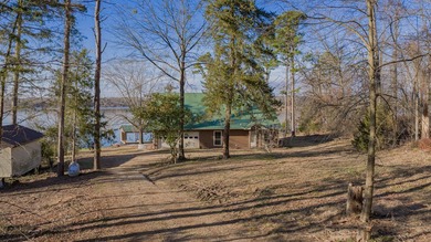 Welcome to your dream home nestled on the pristine shores of - photo 31