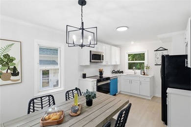 Welcome to 271 Sheppler Street, a charming Cape Cod filled with - photo 9