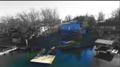 Lake Home For Sale in Keytesville, Missouri