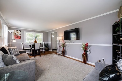 Opportunity, flexibility, and location come together at 20 Notre - photo 6