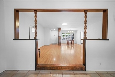 Welcome to 2310 N. Poinsettia, built in 1953 by Floyd Rogers in - photo 16