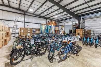 Extraordinary 14,000+ Square Foot Warehouse, Showroom, and - photo 17