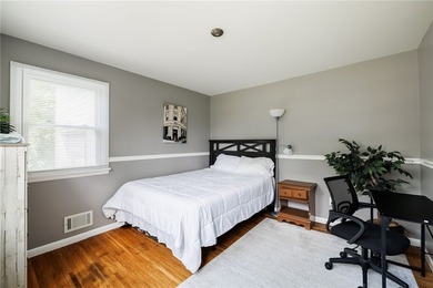 Opportunity, flexibility, and location come together at 20 Notre - photo 8