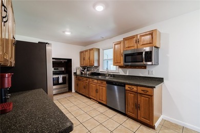Opportunity, flexibility, and location come together at 20 Notre - photo 10