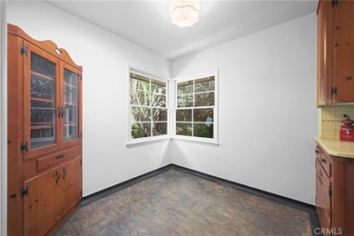 Welcome to 2310 N. Poinsettia, built in 1953 by Floyd Rogers in - photo 20