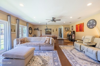 ! Experience the perfect blend of a serene country setting with - photo 5