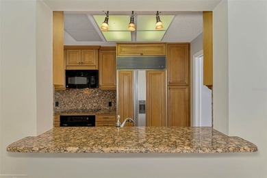 Under contract-accepting backup offers. ** STANDALONE VILLA IN - photo 5