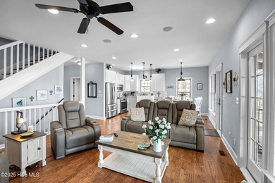Welcome to your waterfront retreat with views from almost every - photo 6