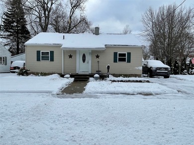 Lake Erie Home For Sale in Erie Pennsylvania