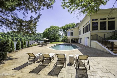 Life on the water is a life like no other! Located in the gated - photo 49