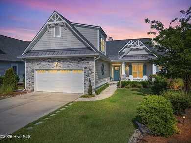 Welcome to coastal resort living in this beautiful four-bedroom - photo 3