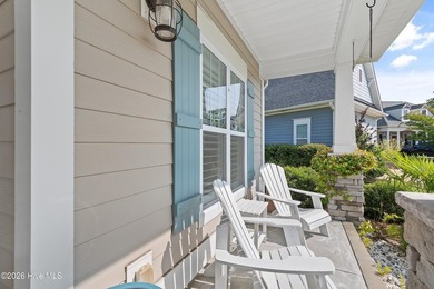 Welcome to coastal resort living in this beautiful four-bedroom - photo 5