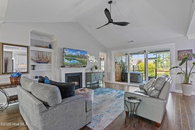 Welcome to coastal resort living in this beautiful four-bedroom - photo 8