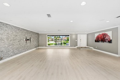 Exceptional waterfront opportunity in the prestigious Landings - photo 11
