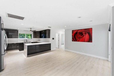 Exceptional waterfront opportunity in the prestigious Landings - photo 12